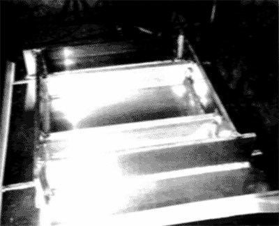017-2.gif



