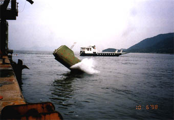 001-2.jpg
