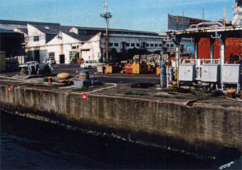 027-1.jpg