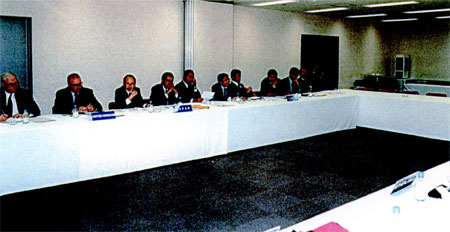 005-2.jpg