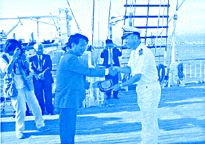 041-2.gif