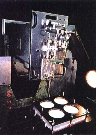 100-1.jpg