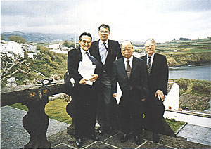 004-1.jpg