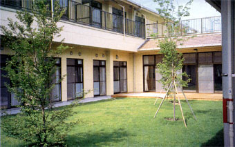003-3.jpg