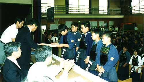 040-3.jpg