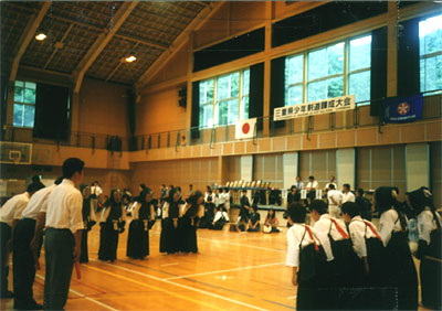 043-1.jpg