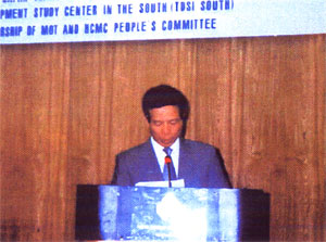 002-1.jpg 