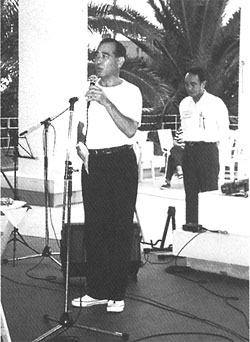 012-2.jpg
