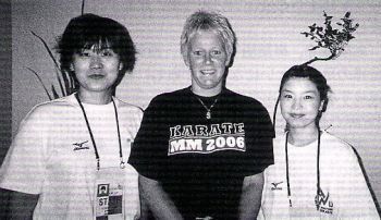 z1082_01.jpg