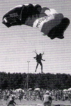 z1083_01.jpg
